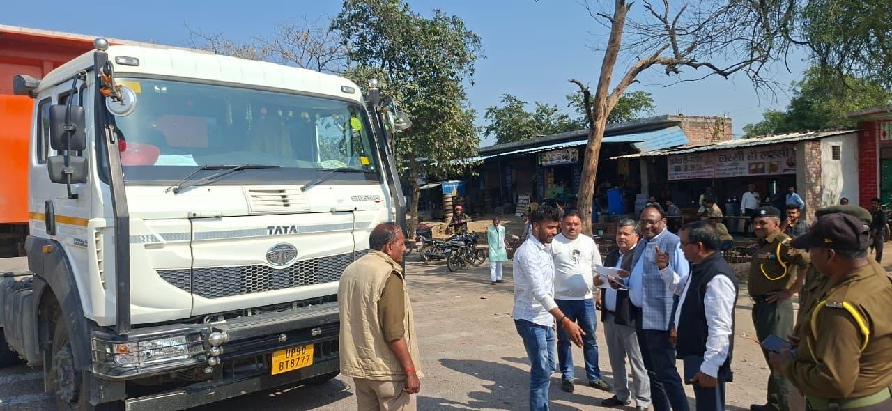 *03 वाहनों को सीज करते हुए 10 वाहनों के विरूद्ध चालान की कार्यवाही की गयी