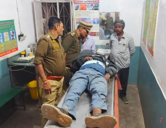 ऑटो की टक्कर से बाइक सवार राजमिस्त्री की मौत