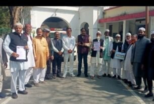 रमजान माह में विभिन्न मांगों को लेकर ईदगाह कमेटी के अध्यक्ष ने सिटी मजिस्ट्रेट को सौंपा ज्ञापन*