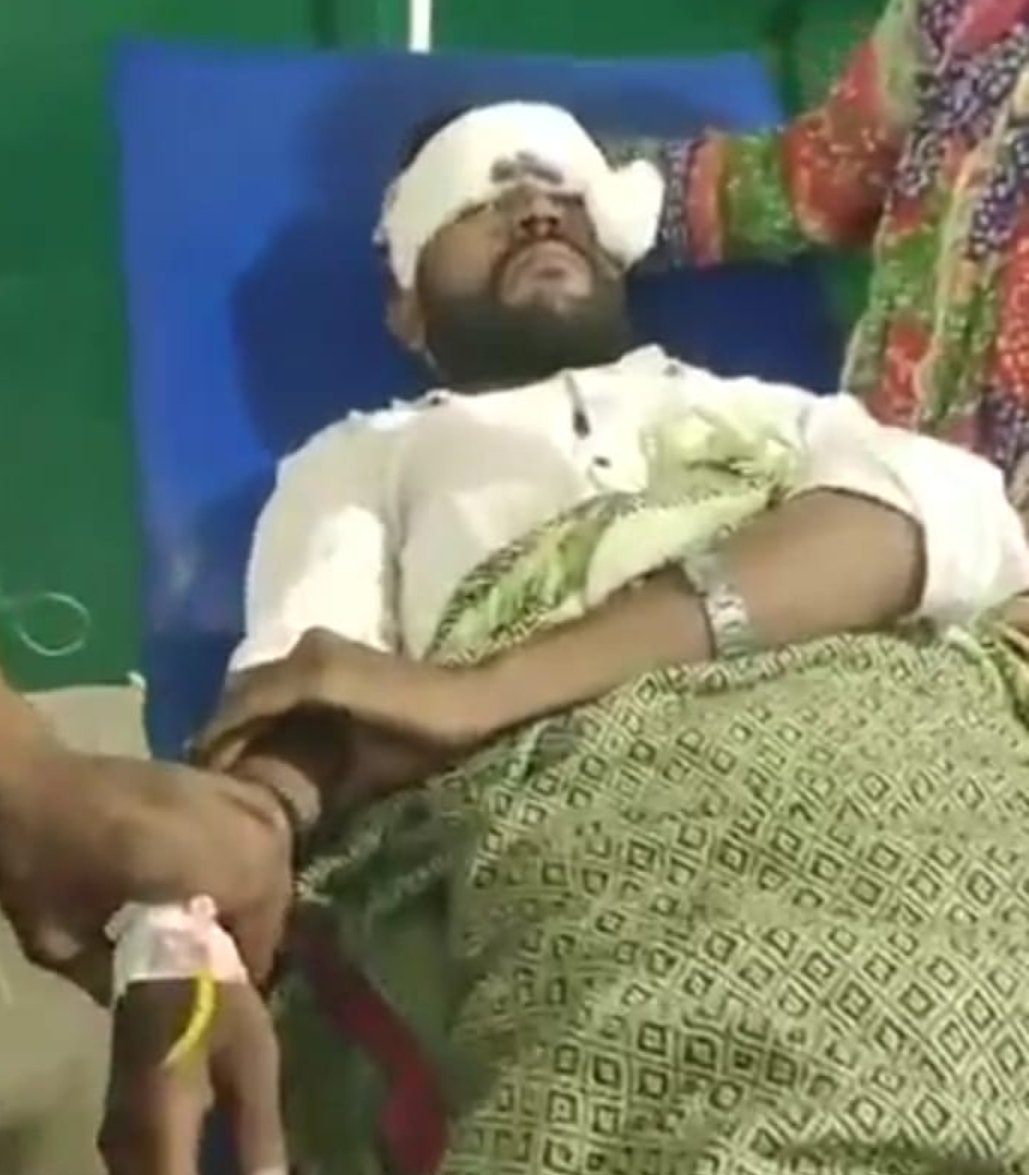 *तेज रफ्तार सफेद इनोवा क्रिस्टा ने ई-रिक्शा को मारी जोरदार टक्कर दो व्यक्ति गंभीर घायल जिसमें एक की हालत नाजुक*