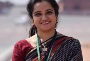 कलेक्टर श्रीमती गर्ग ने मंदसौर होली उत्पाद स्टॉल का किया शुभारंभ