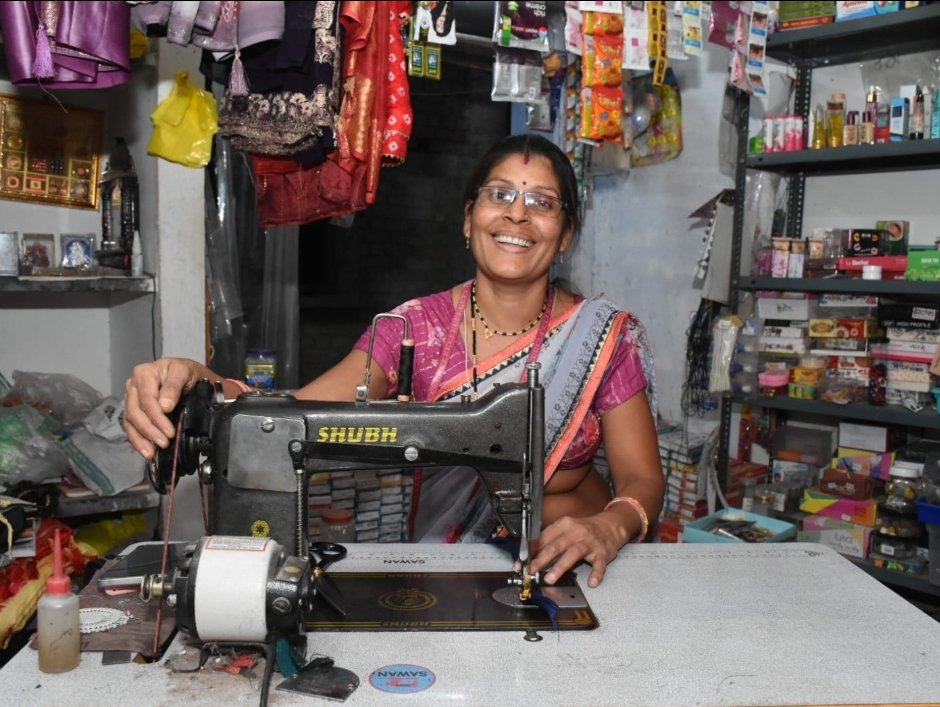 लखपति दीदी श्रीमती अमृता साहू के लिए राष्ट्रीय ग्रामीण आजीविका मिशन बिहान बनी मददगार