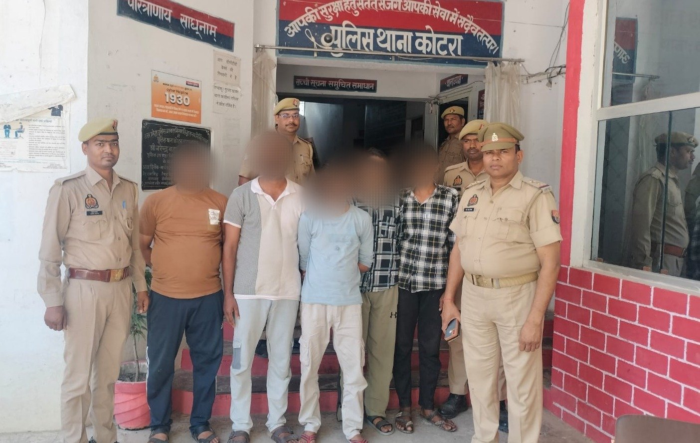 आईपीएल मैच के दौरान ऑनलाइन सट्टा गिरोह का भंडाफोड़, 5 आरोपी गिरफ्तार