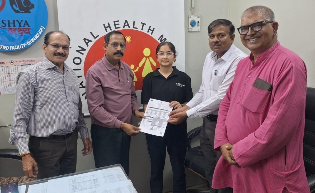 मेरी सहेलियों और बहनों के नाम एक जरूरी संदेश दिया पलक संगवानी नेHPV वैक्सीन लगवाकर सभी से की अपील