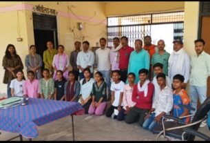 टीम संकल्प की सराहनीय पहल, 17 मेधावी गरीब बच्चों का जीजीआईसी करतल में निःशुल्क दाखिला