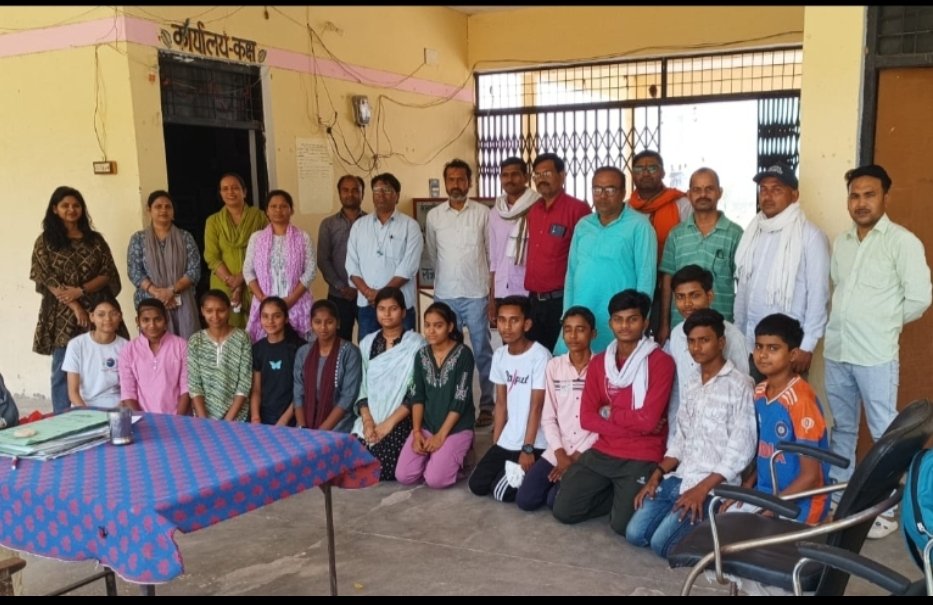 टीम संकल्प की सराहनीय पहल, 17 मेधावी गरीब बच्चों का जीजीआईसी करतल में निःशुल्क दाखिला