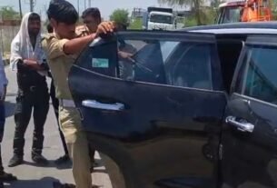 यातायात प्रभारी ने परखी शहर की यतायात व्यवस्था को