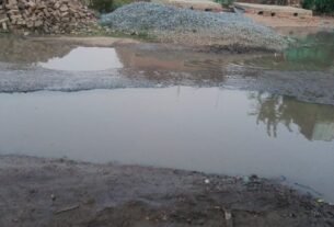 *कब सुधरेगी लौना रोड की सड़क
