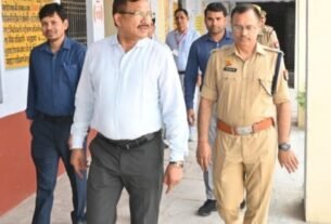 NEET परीक्षा को निष्पक्ष व पारदर्शी ढंग से संपन्न कराने हेतु परीक्षा केन्द्रों का निरीक्षण