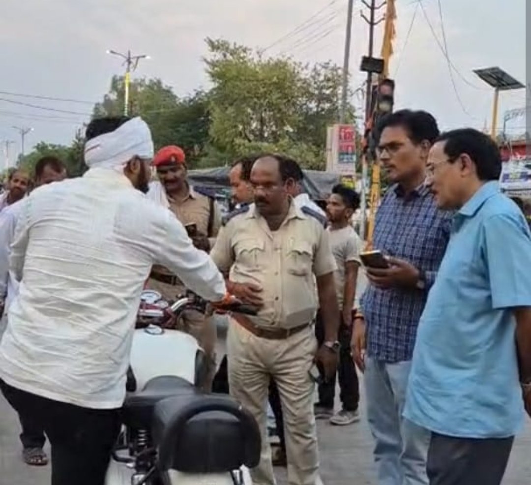 मोटर वाहन अधिनियम के तहत चालान/निरुद्ध की  हुई कार्यवाही