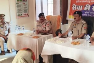 रेलवे ट्रैक सुरक्षा एवं पत्थरबाजी रोकने का संकल्प, रेलवे पुलिस ने ग्रामीणों के साथ की जागरूकता गोष्ठी* 