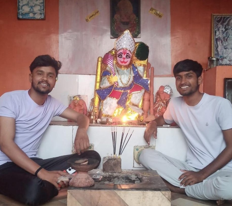 अग्नि वीर मे दो युवा भाई का चयन पर हर्ष व उत्साह का माहौल 