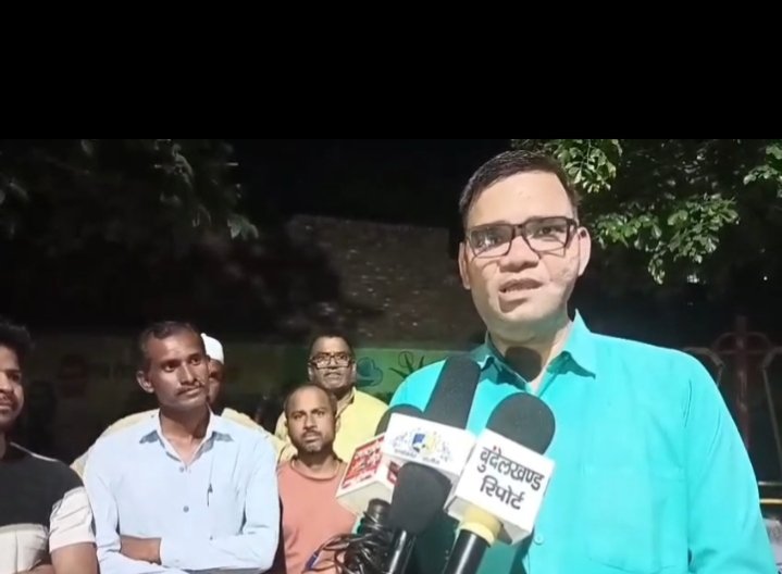 मुरलीमनोहर तालाब पहुंचे एसडीएम रिंकू सिंह राही, ओपन जिम व जर्जर बिजली के खंभों, बच्चो के झूले समेत तमाम खामियों पर जताई नाराजगी*