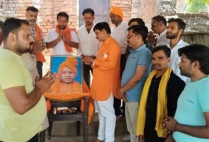 मुख्यमंत्री योगी आदित्यनाथ का जन्मोत्सव धूमधाम से मनाया, गौसेवा व रुद्राभिषेक कर की दीर्घायु की कामना*