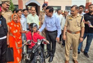 तत्काल बैटरी रिक्शा, कक्षा 9 में प्रवेश और सरकारी योजनाओं से जोड़ने के दिए निर्देश*