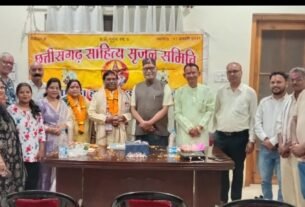 *राजभाषा आयोग जिला समन्वयक साहित्यकार कोशा के 70 वें जन्मोत्सव पर सजी साहित्यिक संध्या,,,,साहित्यिक पत्रिका लोककला दर्पण का हुआ विमोचन*