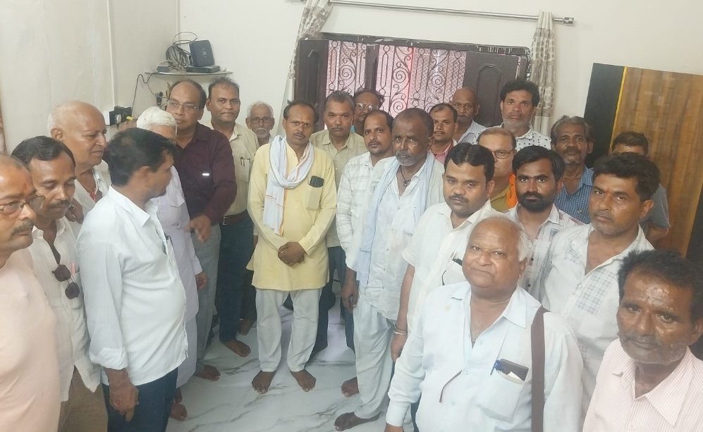 चौरसिया समाज की बैठक में नई कार्यकारिणी का गठन