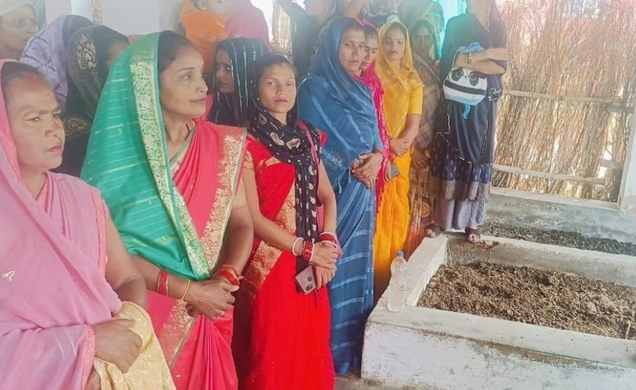*बांदा में कृषि और पशु सखियां बदली रहीं जिले की सूरत*  *योगी सरकार की नीतियों से आत्मनिर्भर बन रहीं ग्रामीण महिलाएं*